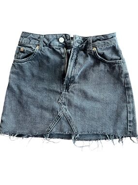 Topshop Moto Washed Black Denim Mini Skirt Size 4